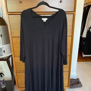 Black Mid Length 3/4 Sleeve Dress